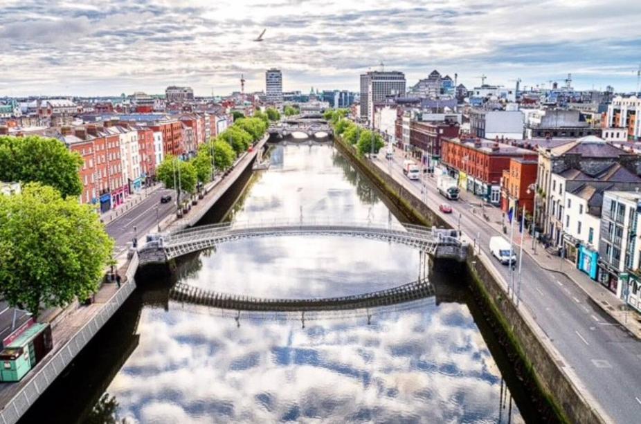 Apartment Centrally Located, Disc0unt Via What App !beautiful ! Check The Number From The Photo !! Dublin